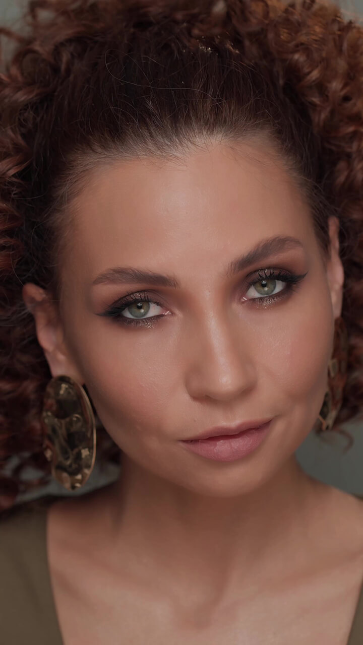 Tanya Yord - curs Fii propriul tău make-up artist